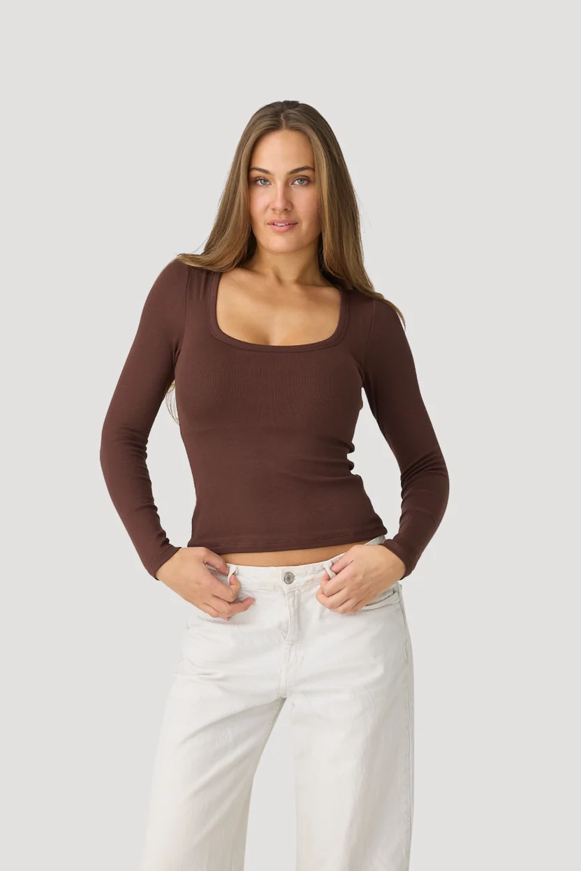 Ribbed Knit Seamless Cropped Top